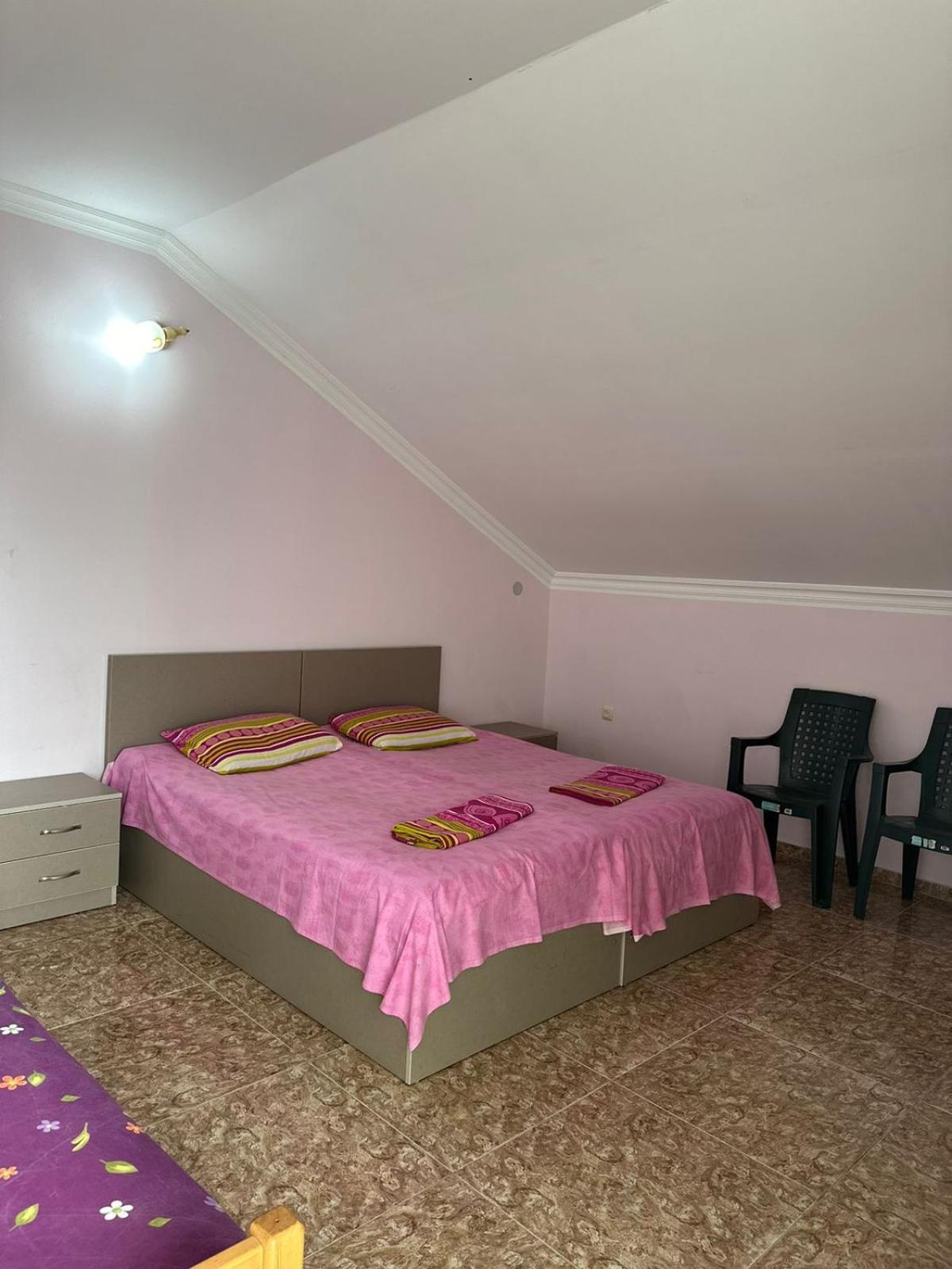 בית הארחה מחינג'אורי 	Shamil House מראה חיצוני תמונה